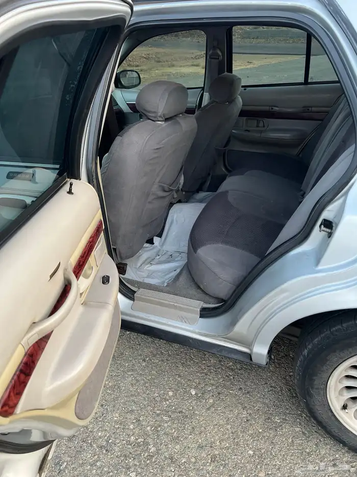 فورد ماركيز 2001 8