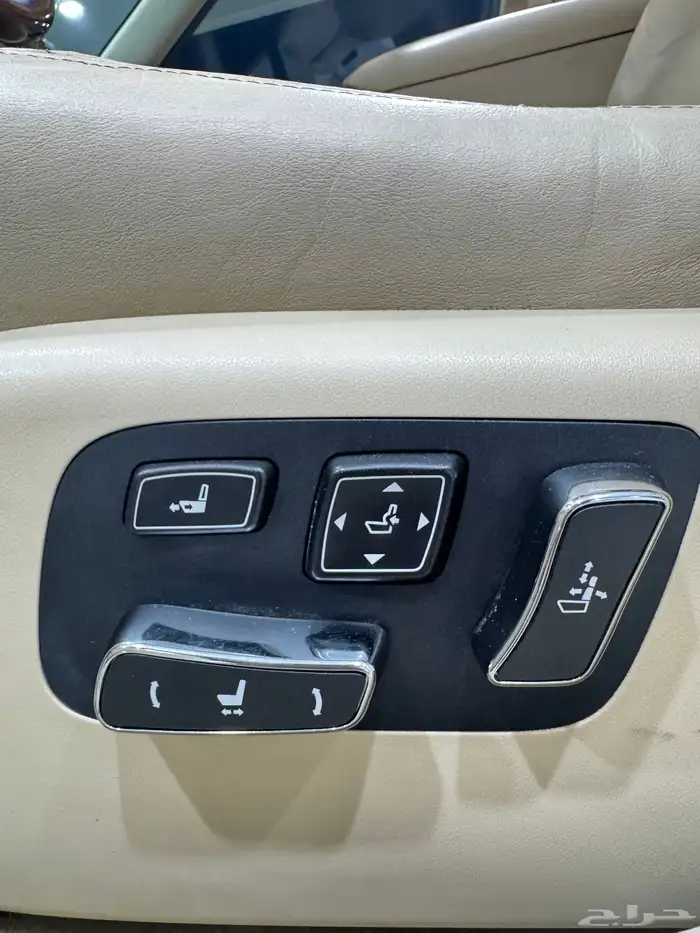 لكزس LS460 2015 وكالة 27