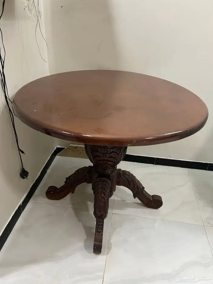 طاولة للبيع 0