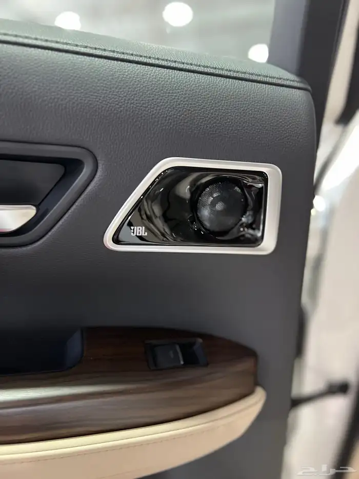 تويوتا   لاندكروزر GXR-S بنزين 2025 جديد سعودي 326.600شامل 24