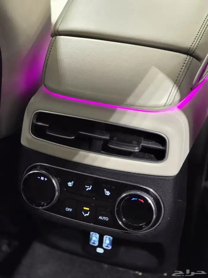 جينسس GV70 موديل 2021 بحاله ممتازه 10