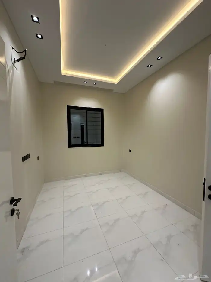 للبيع شقق بسعر 480 الف حى البديع ابها خلف الراشد مول 5