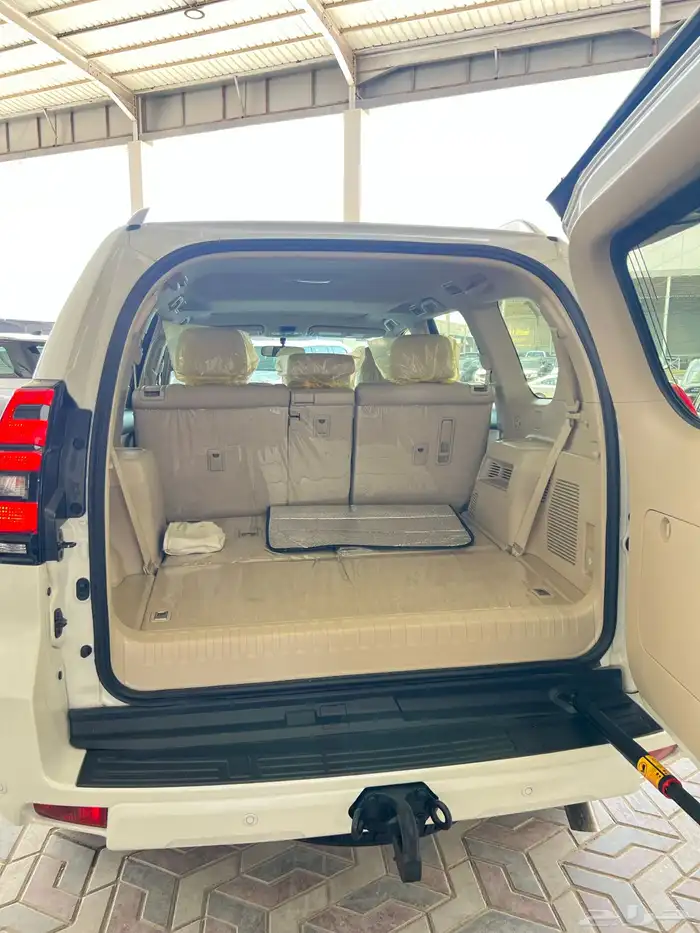 تويوتا برادو 2021 سعودي VX فل كامل ماشي 64 الف 13