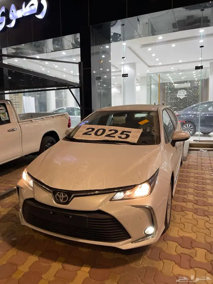 تويوتا كورولا ستاندر مطور 2025 7