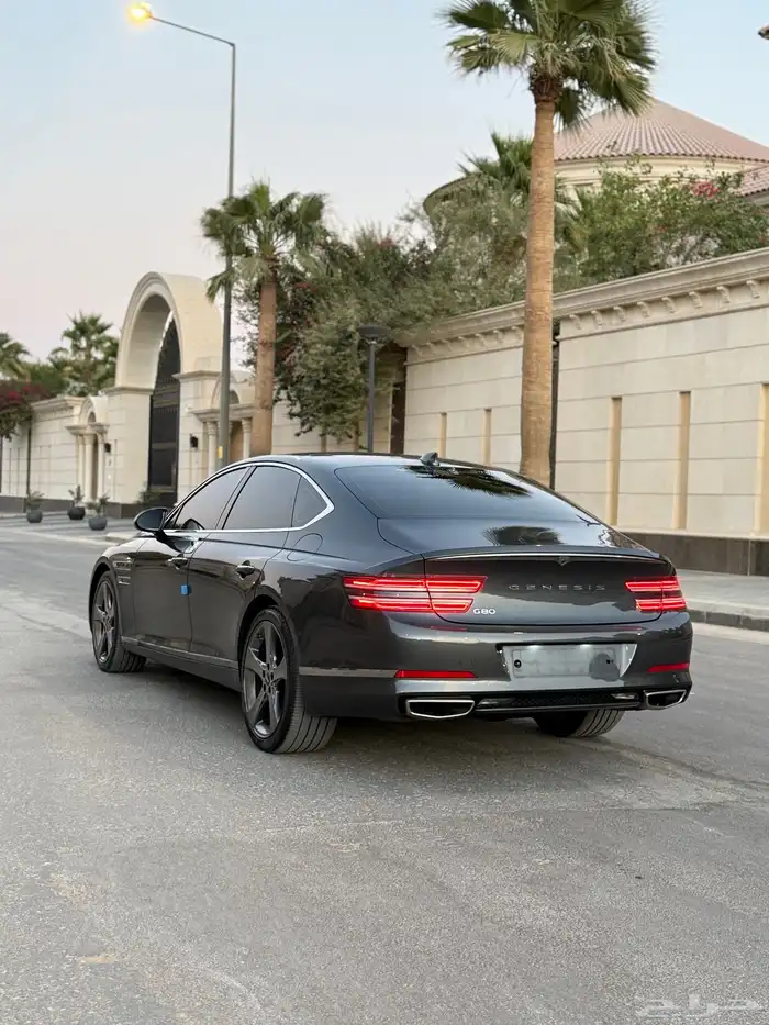 جينيسس 2021 g80 دفع خلفي ( سعر مميز ) 9