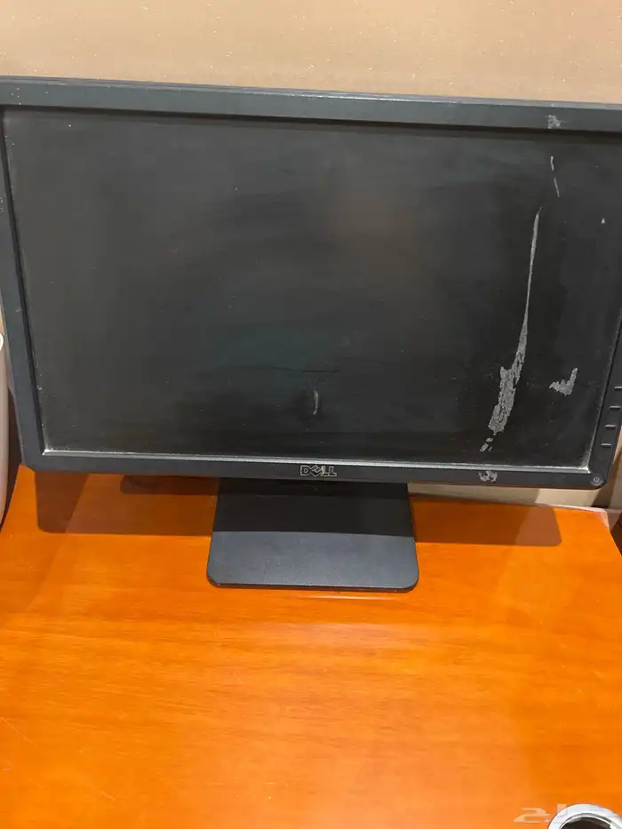 كمبوترات شبه جديده وواحد جديد بالكرتون 1