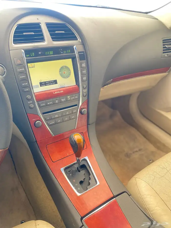 لكزس ES350 2011 22