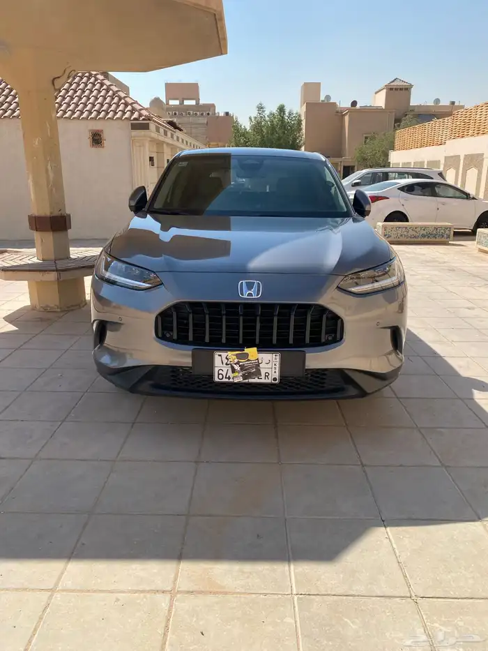 هوندا ZRV 2024للبيع 3