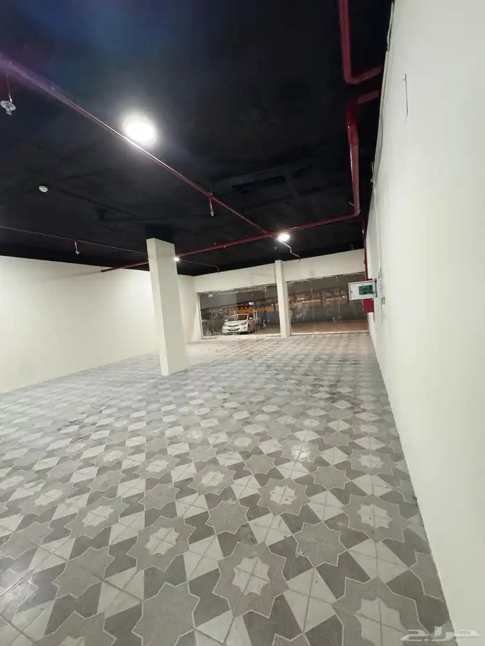 معارض للايجار الدائري الشرقي 13