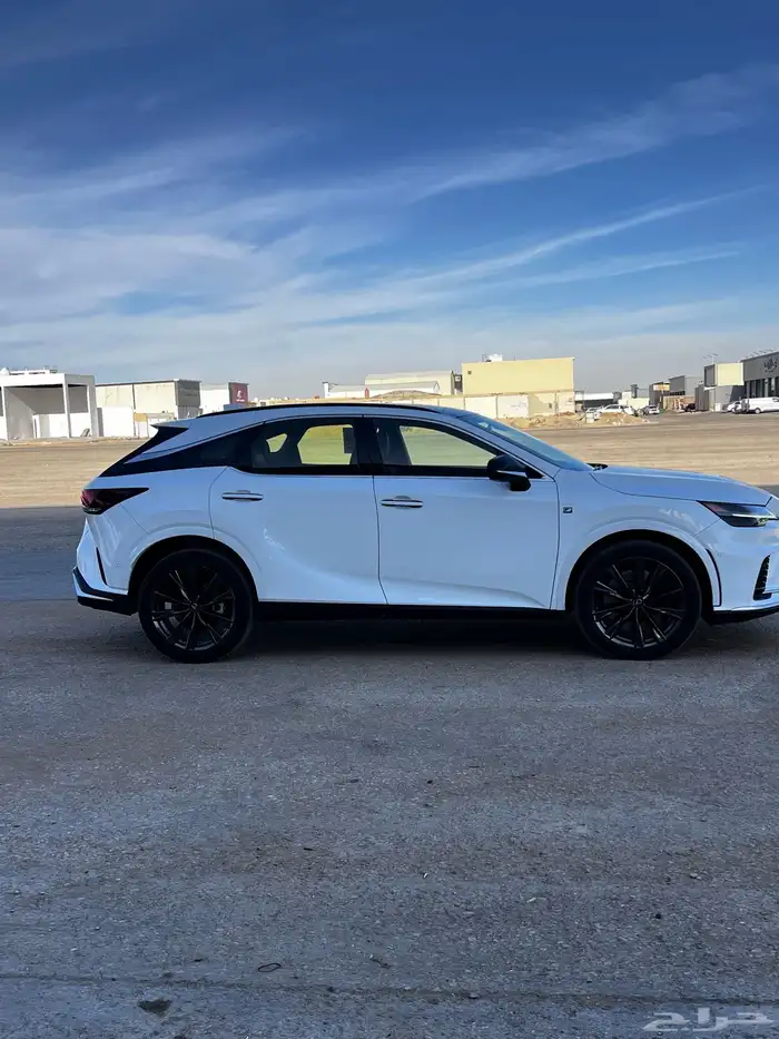 لكزس اف اسبورت 2023 1