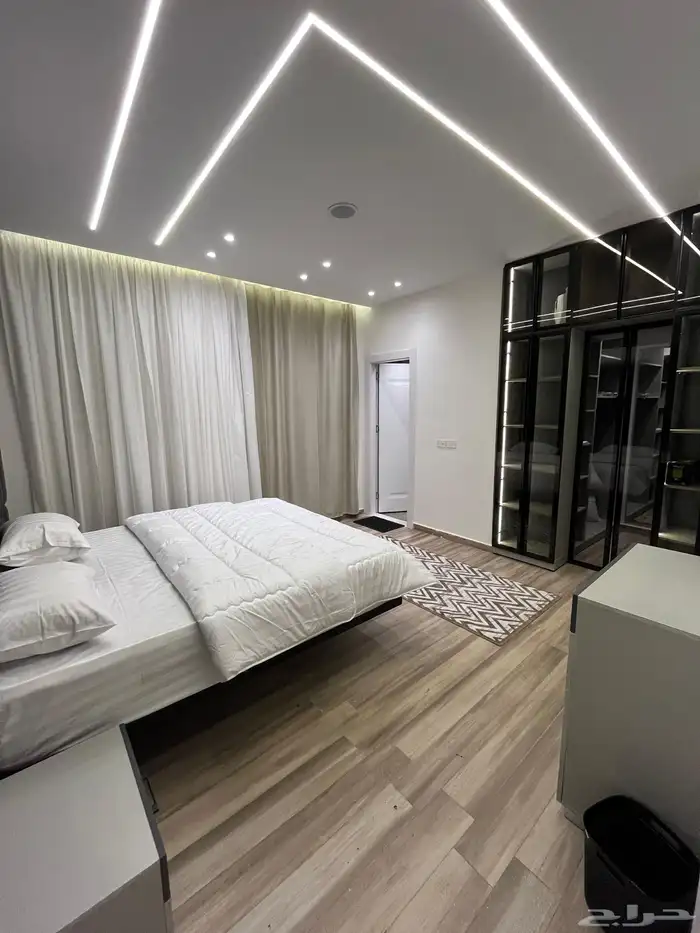 أقامتك معنا بالقاهره من المالك سعودي 2