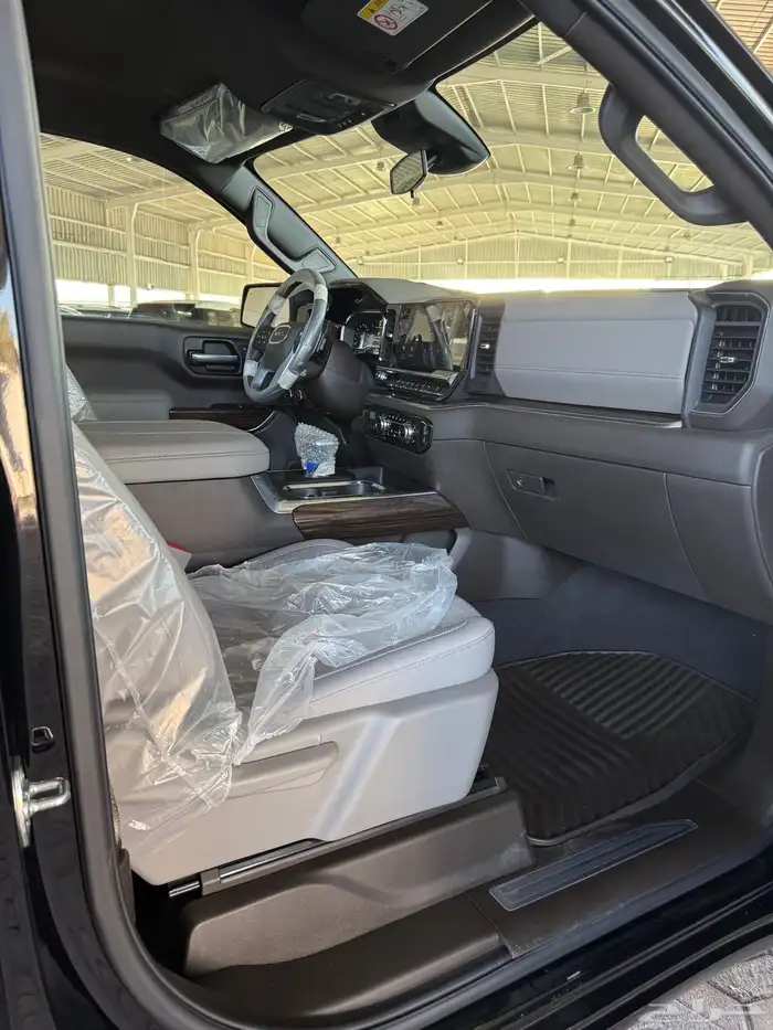 جئ أم سي سيرا غمارة الفيشن موديل 2025 16