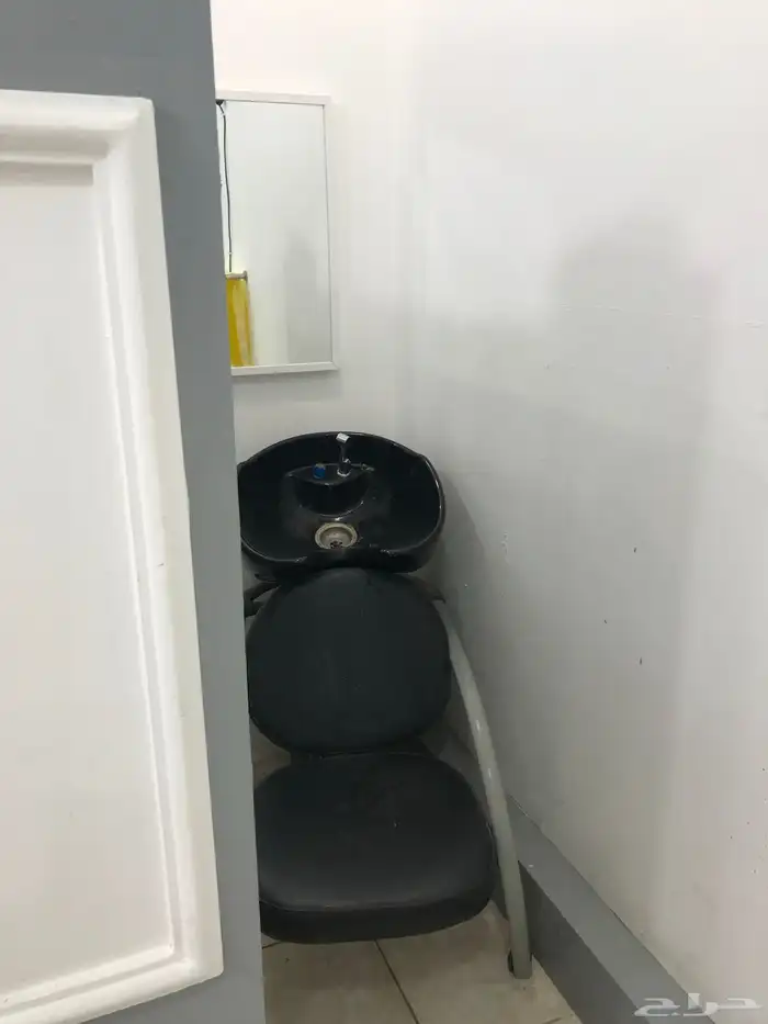 اغراض صالون حلاقه للبيع 1