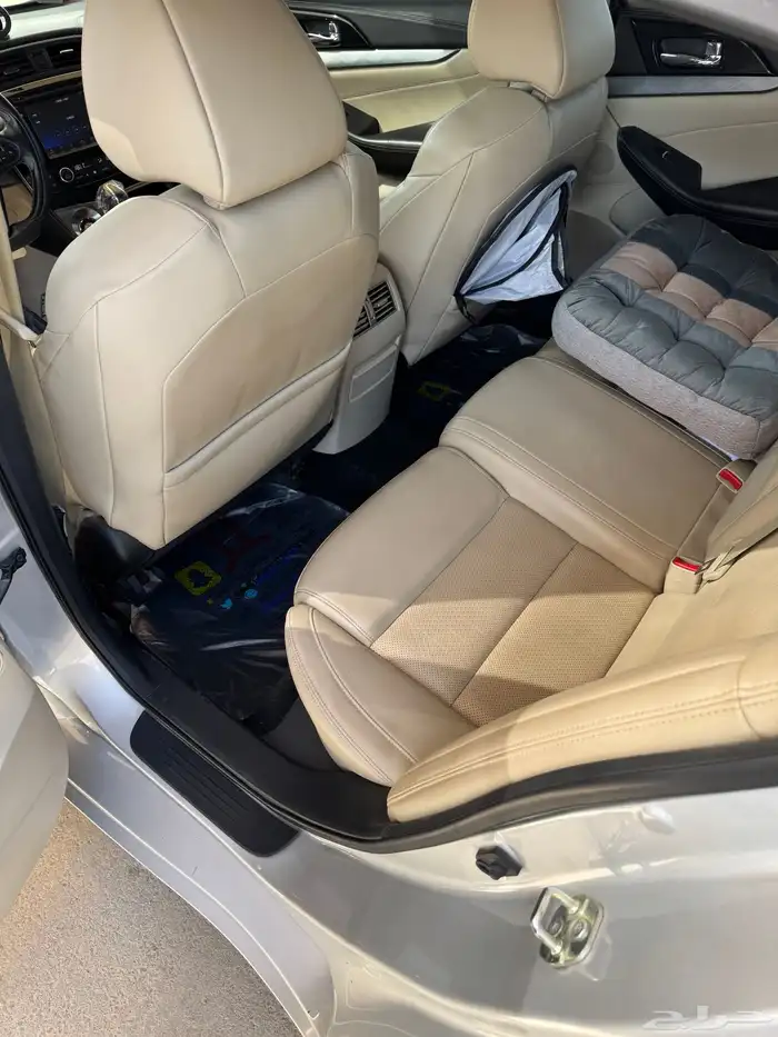 للبيع نيسان مكسيما SV 2017 12