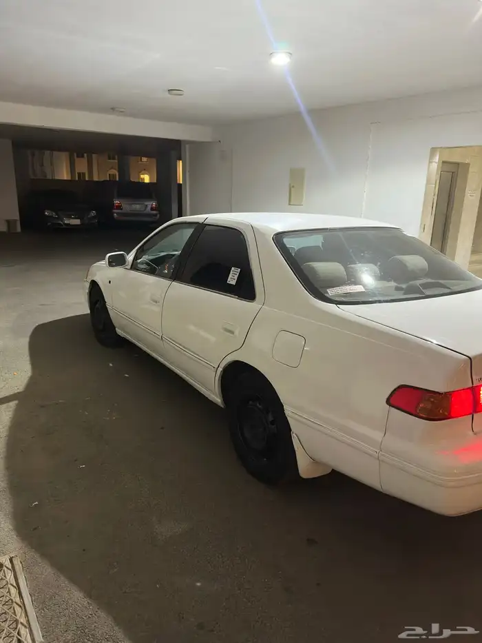 كامري 2002 تماتيك نظيفه لمتد للبيع 3