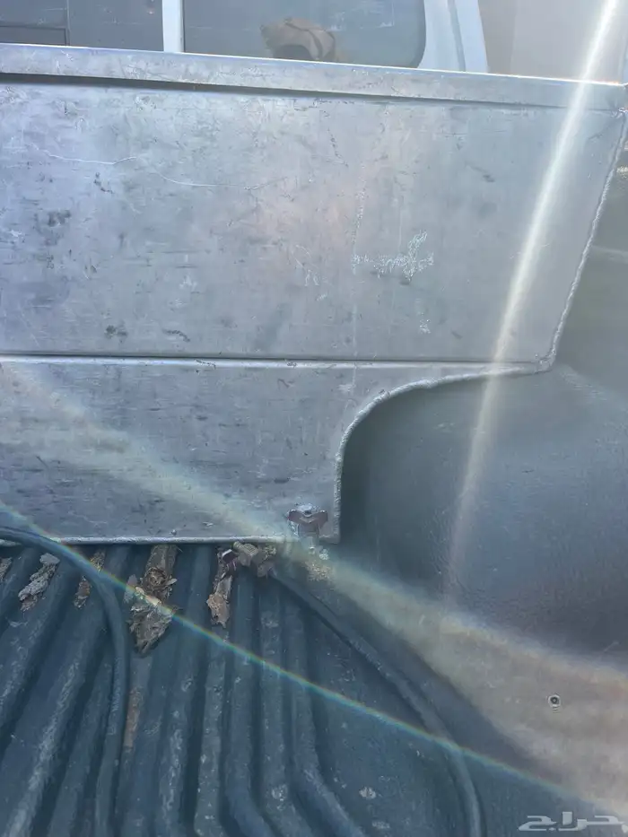 صندوق هايلوكس 23 عزبة مع تانكي ماء 1