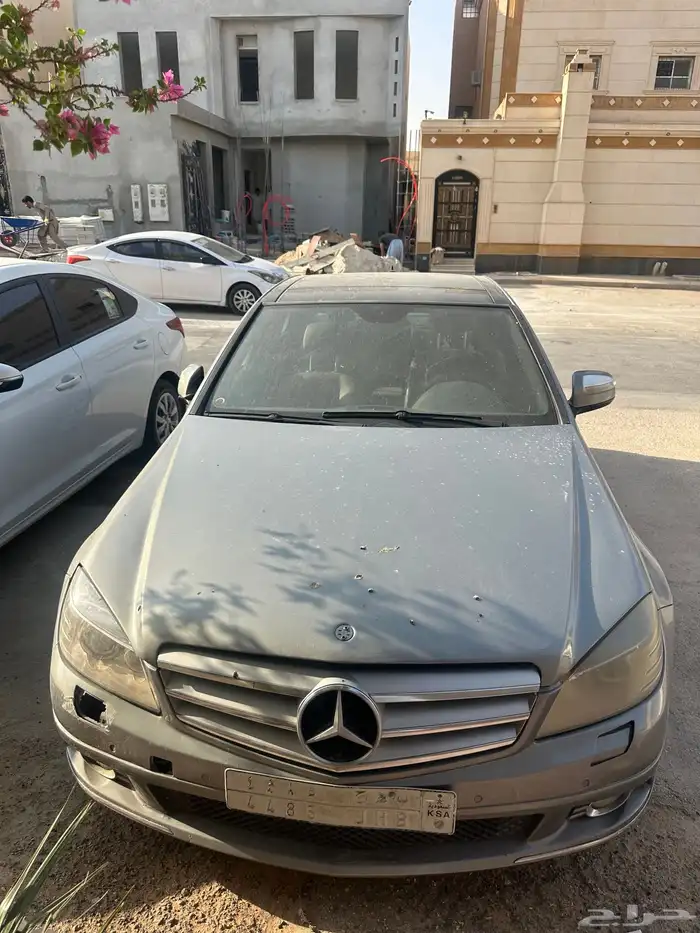 مرسيدس C300 موديل 2009 1