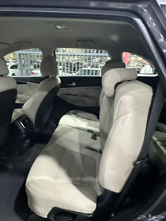 كيا سورنتو 2020 دبل 7 مقاعد لدى معرض(عبيد الرشيدي) 24