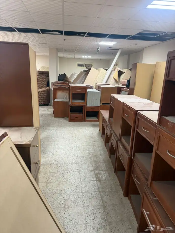 دولاب و تسريحة و ضهر سرير خشب للبيع بمكة المكرمة 5