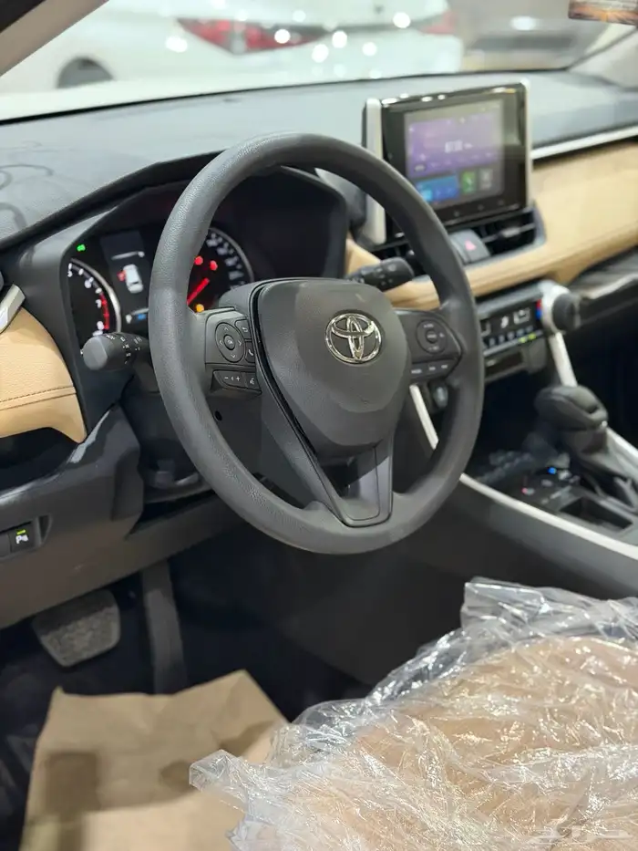 تويوتا راف فور ( LE ) استنادر بدون دبل 2025 سعودي ( بطاقة ) 7