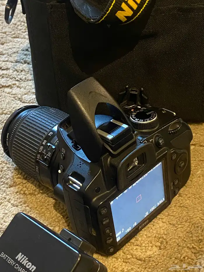 كاميره نيكوون 1