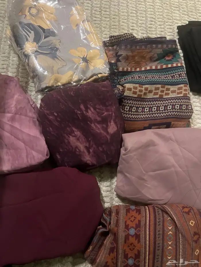 اغراض متجرللعبايات للبيع للبيع اقمشه وكلف عبايات جديده 28