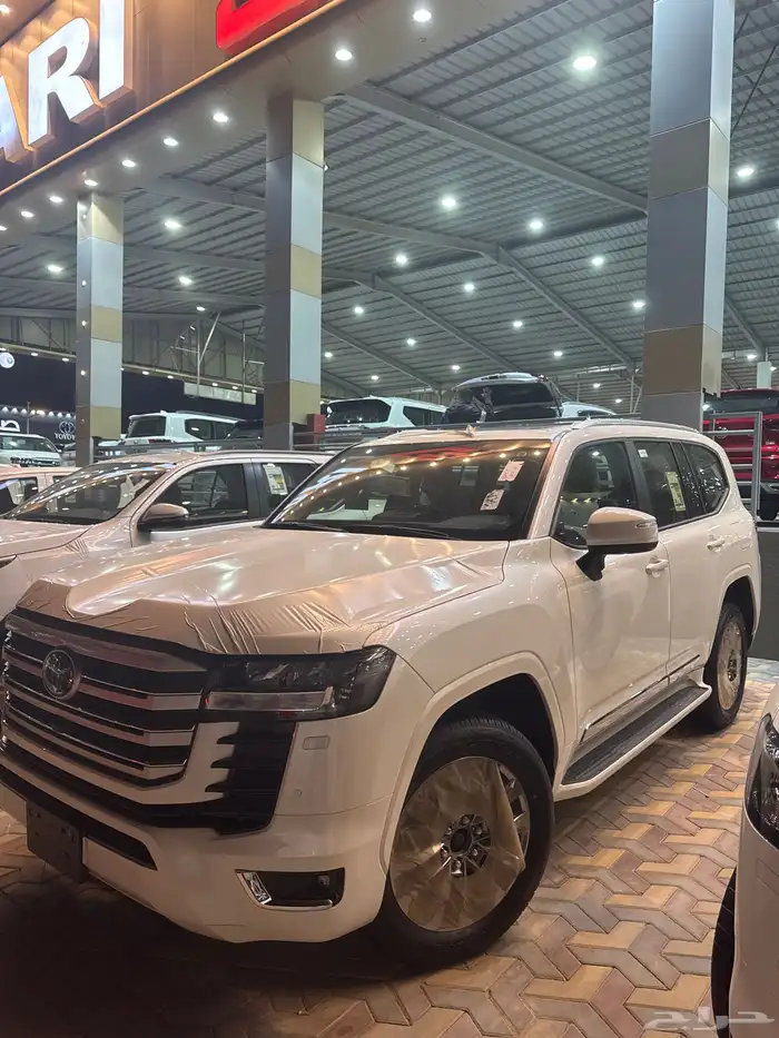 تويوتا لاند كروزر L4 1