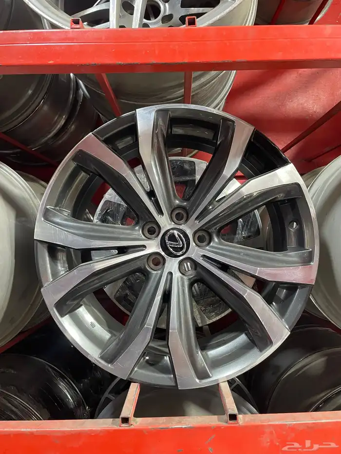 جنوط لكزس آر اكس RX موديل 2023 مقاس 20 اصلي وكاله 1