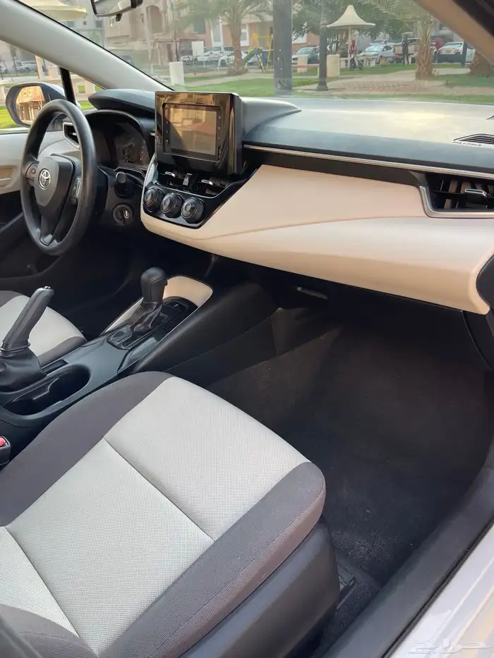 تويوتا كورولا XLI 1.5 ستاندر بنزين 2022 8