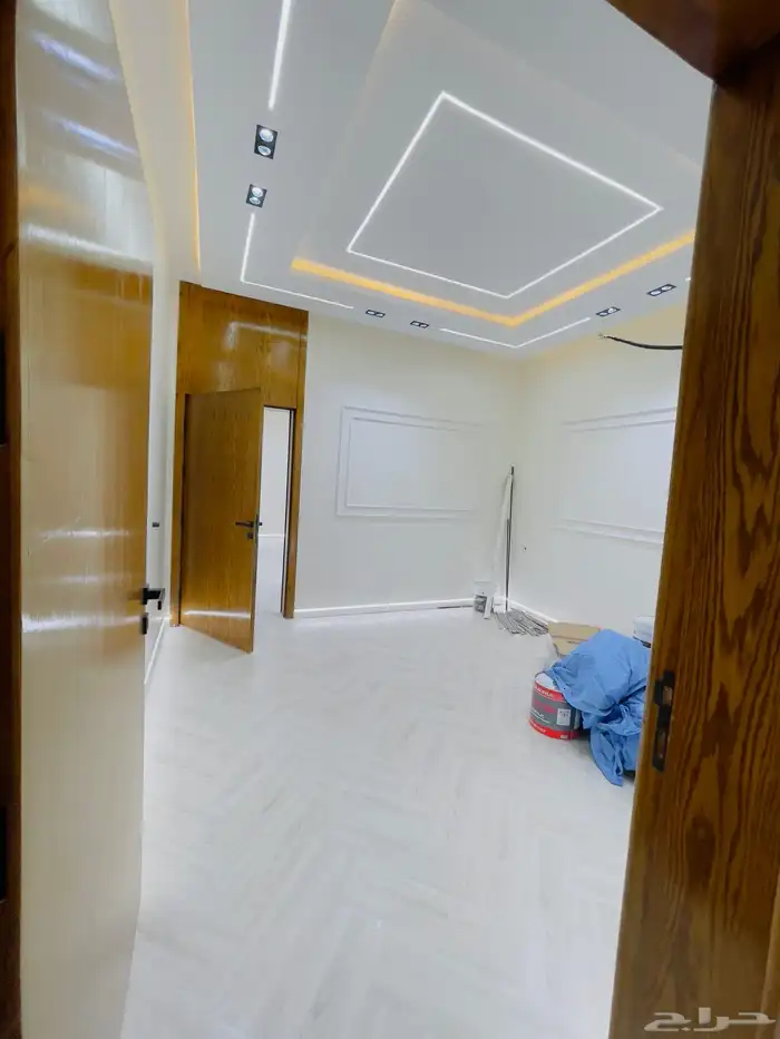 للبيع شقق تمليك ارضي بحوش مدخل سيارة حي الموسى 7