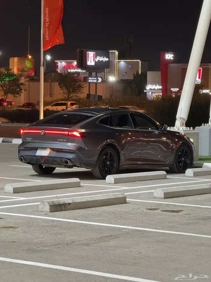 تم البيع الله يبارك للمشتري 5