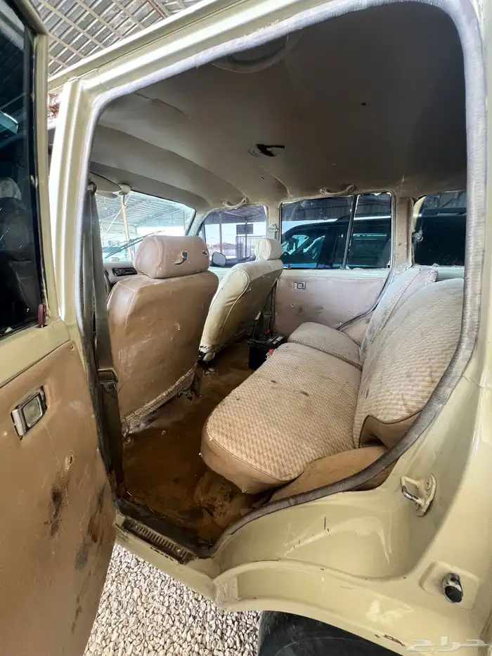 لاندكروزر 83 4