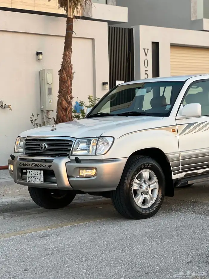 لاندكلوزر 2003 VX.R نضيف 25
