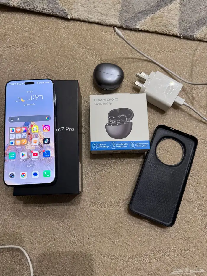 جوال اونر ماجيك 7 برو بجميع ملحقاته 0