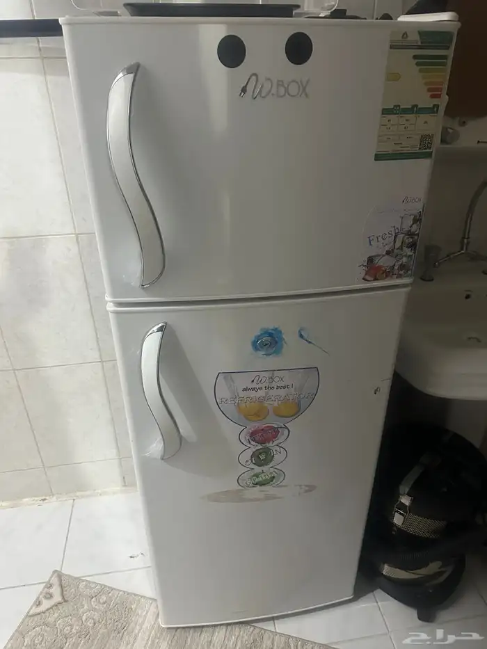 ثلاجه نظفه وشبه جديد 0
