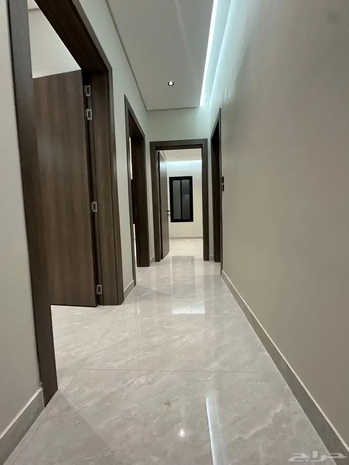 شقه للبيع ارضي مدخل خاص 9