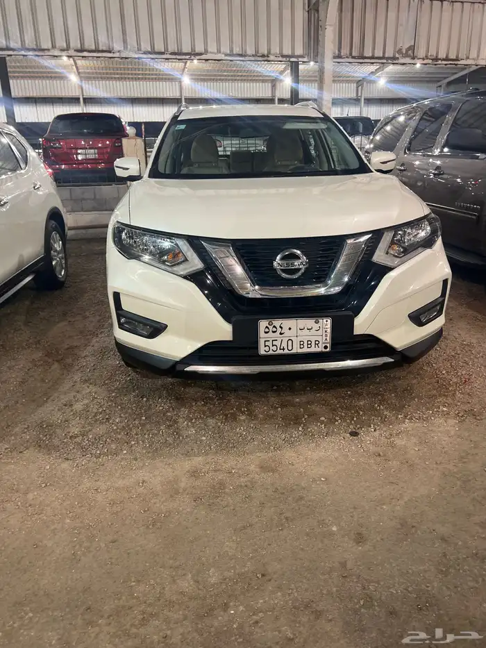 للبيع نيسان اكستريل 2022دبل 5مقاعد 0