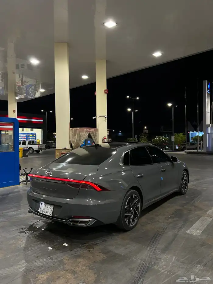 ازيرا بريميوم 2021 2