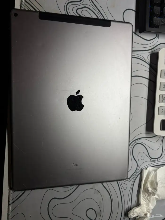ايباد. iPad Pro 12.9 بوصه الجيل الاول سلبيات بطاريه ضعيفه 2