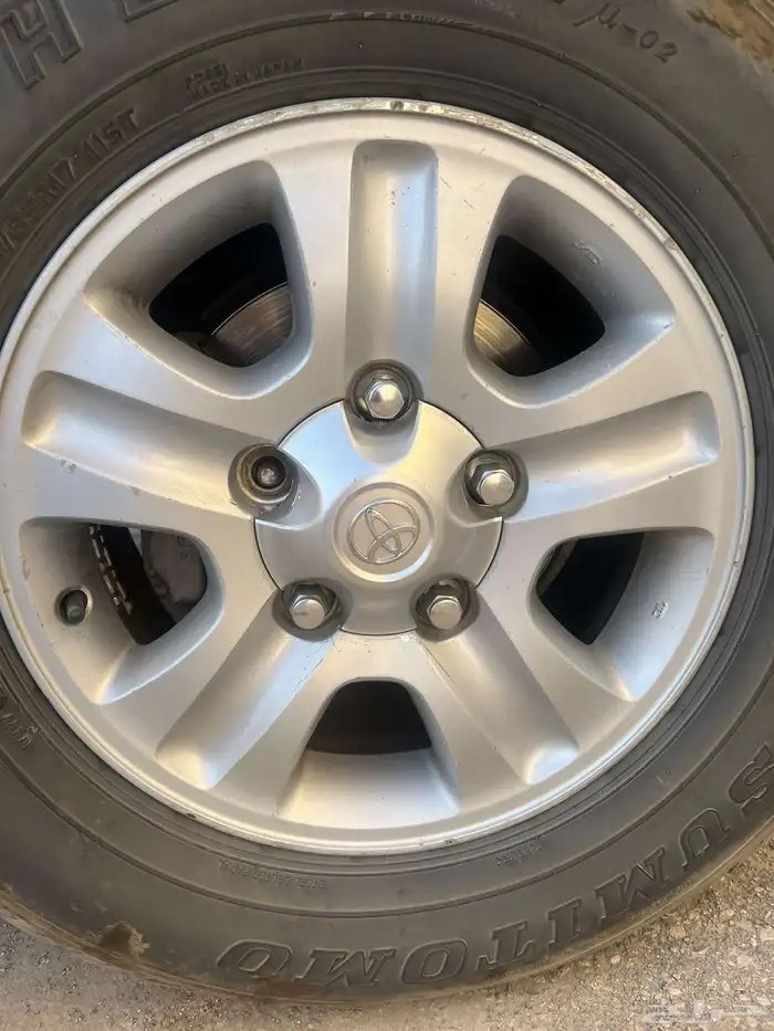 كفرات وجنوط لاندكروزر 1