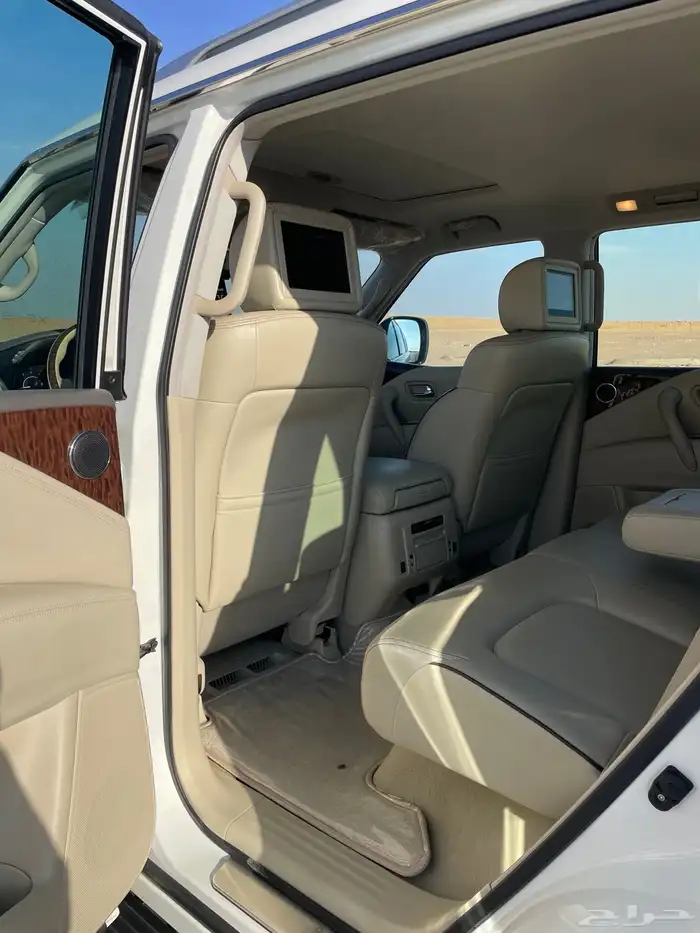 نيسان بلاتينيوم 2019 2