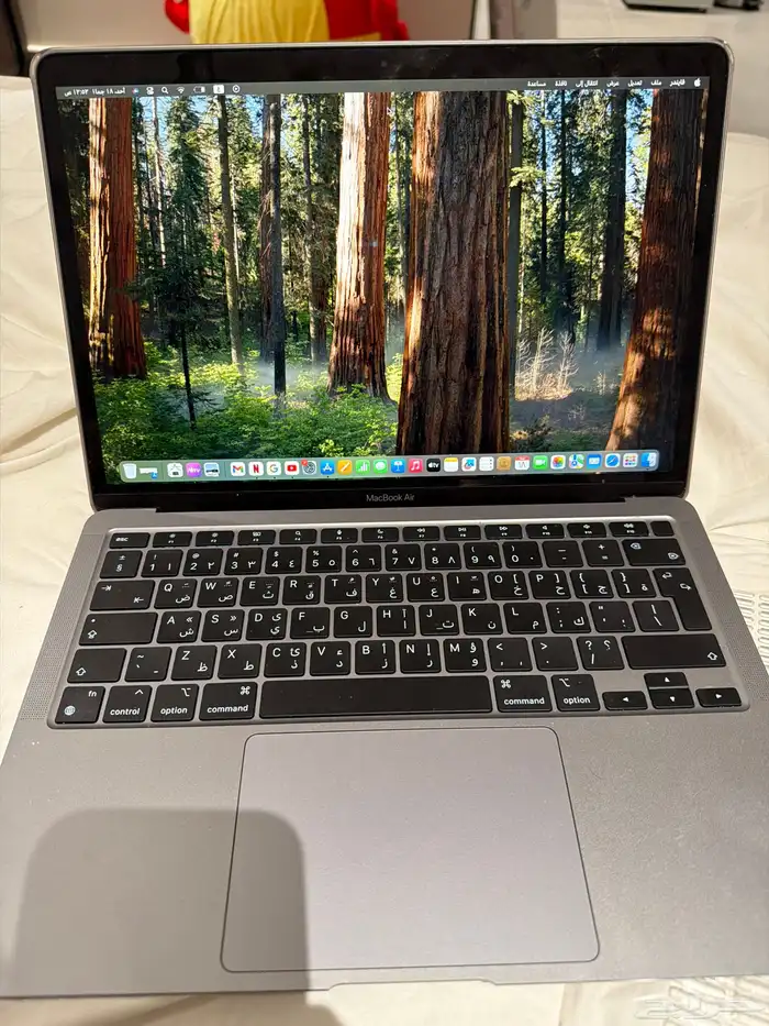 ماك بوك ابل 2020 1
