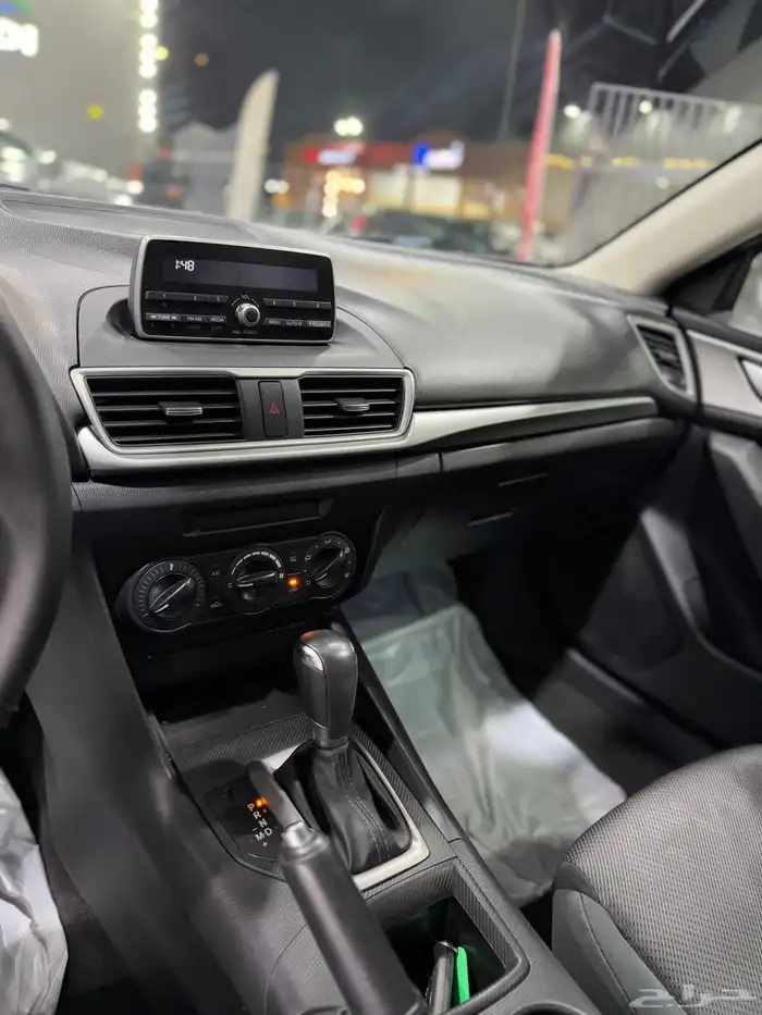 مازدا 3 2019 لؤلؤي متوفر لدى معرض(عبيد الرشيدي) 21