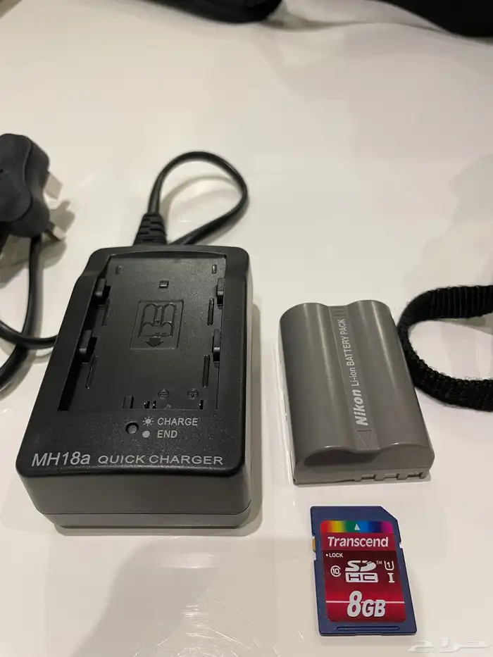 للبيع Nikon D90 كاميرا نظيفه جدا 2