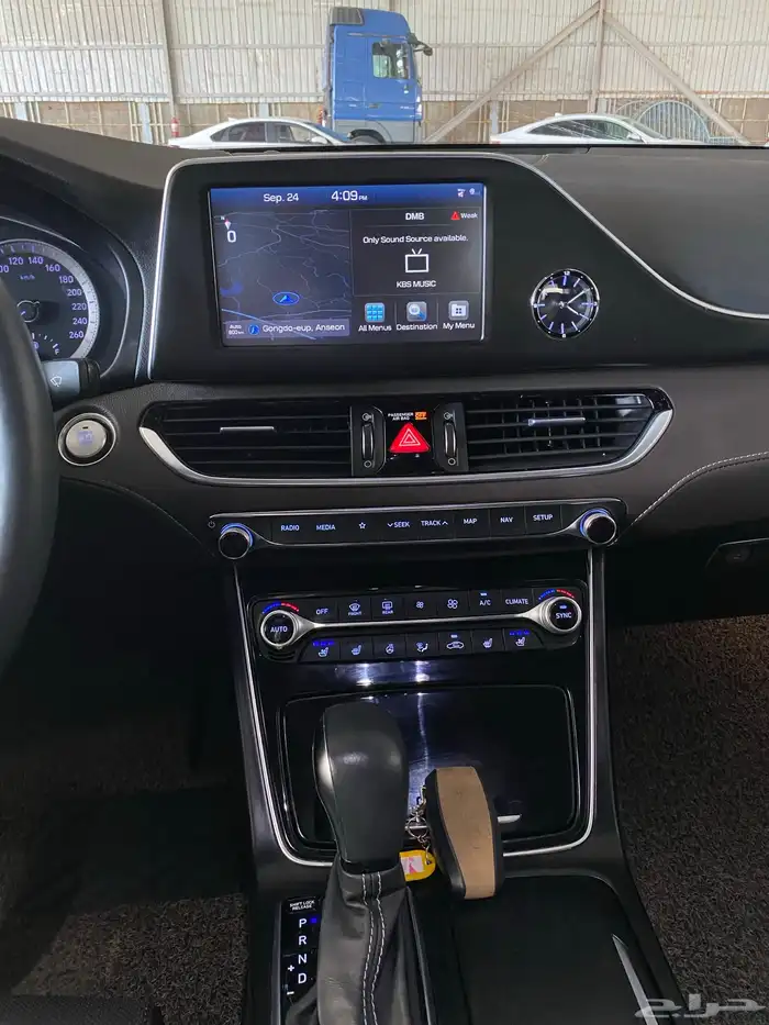 ازيرا 2019 بنزين 11