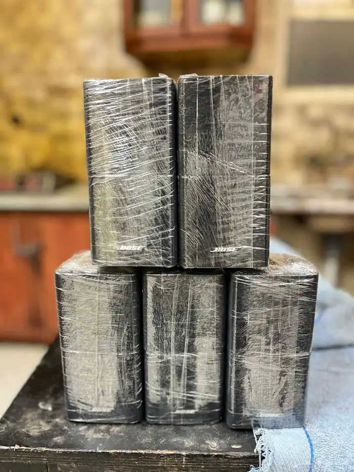 Bose speakers 2x Double Cube Speakers 2