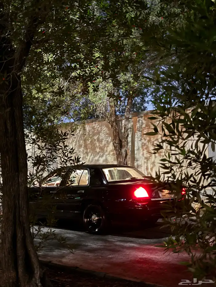 ford crown Victoria 2010 p71 (police intercepted) 4