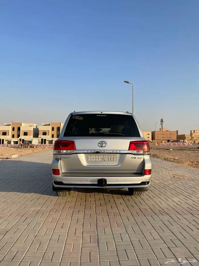 لاندكروزر 2009 مرهم 2021 5