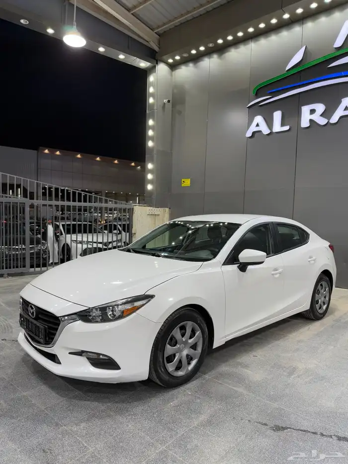 مازدا 3 2019 لؤلؤي متوفر لدى معرض(عبيد الرشيدي) 9