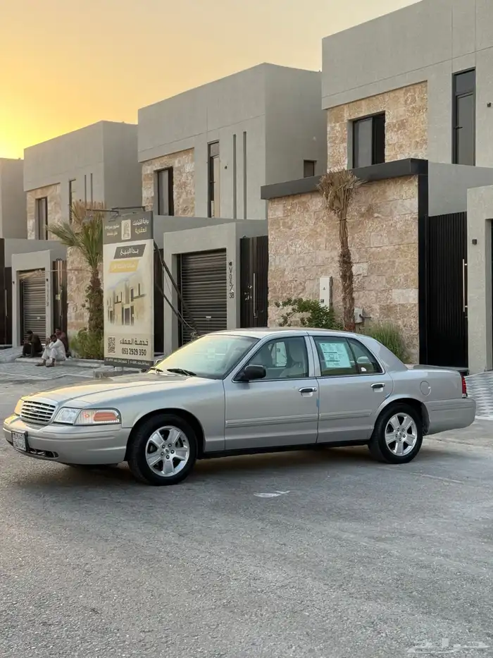 فورد فكتوريا سعودي وكالة 2011 10